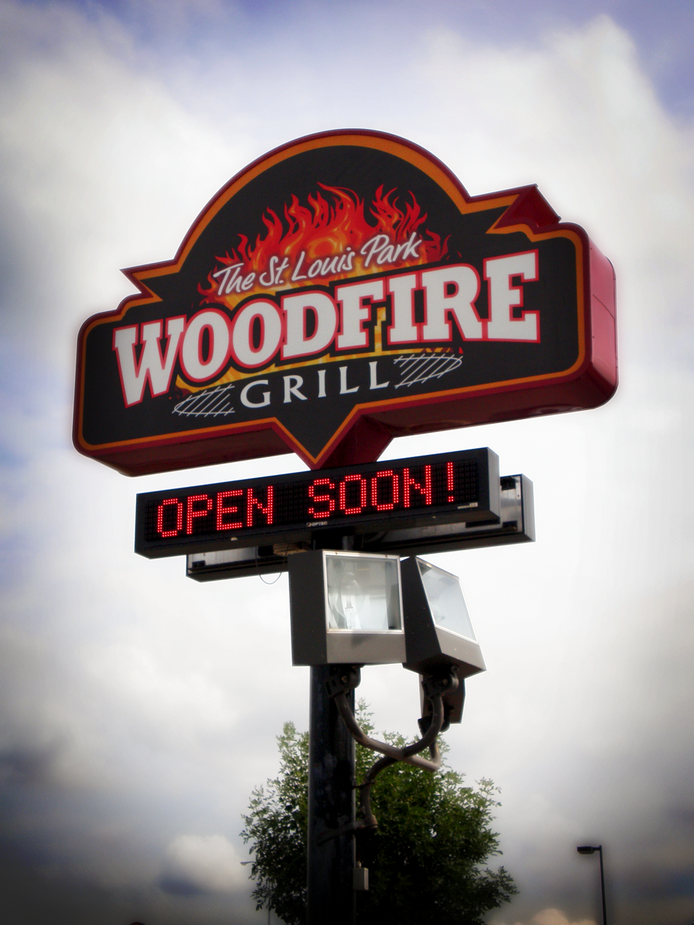 Woodfire-Grill-Pylon-Sign-Design_Shawn-Eiken